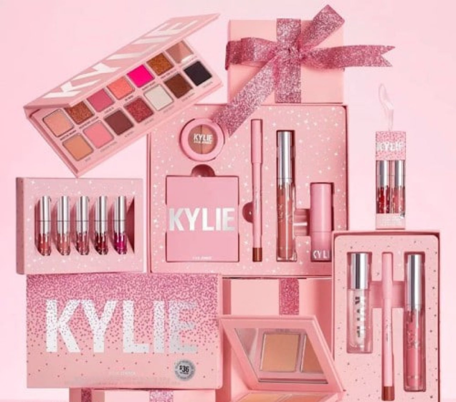 برند آرایشی کایلی کازمتیکس Kylie Cosmetics