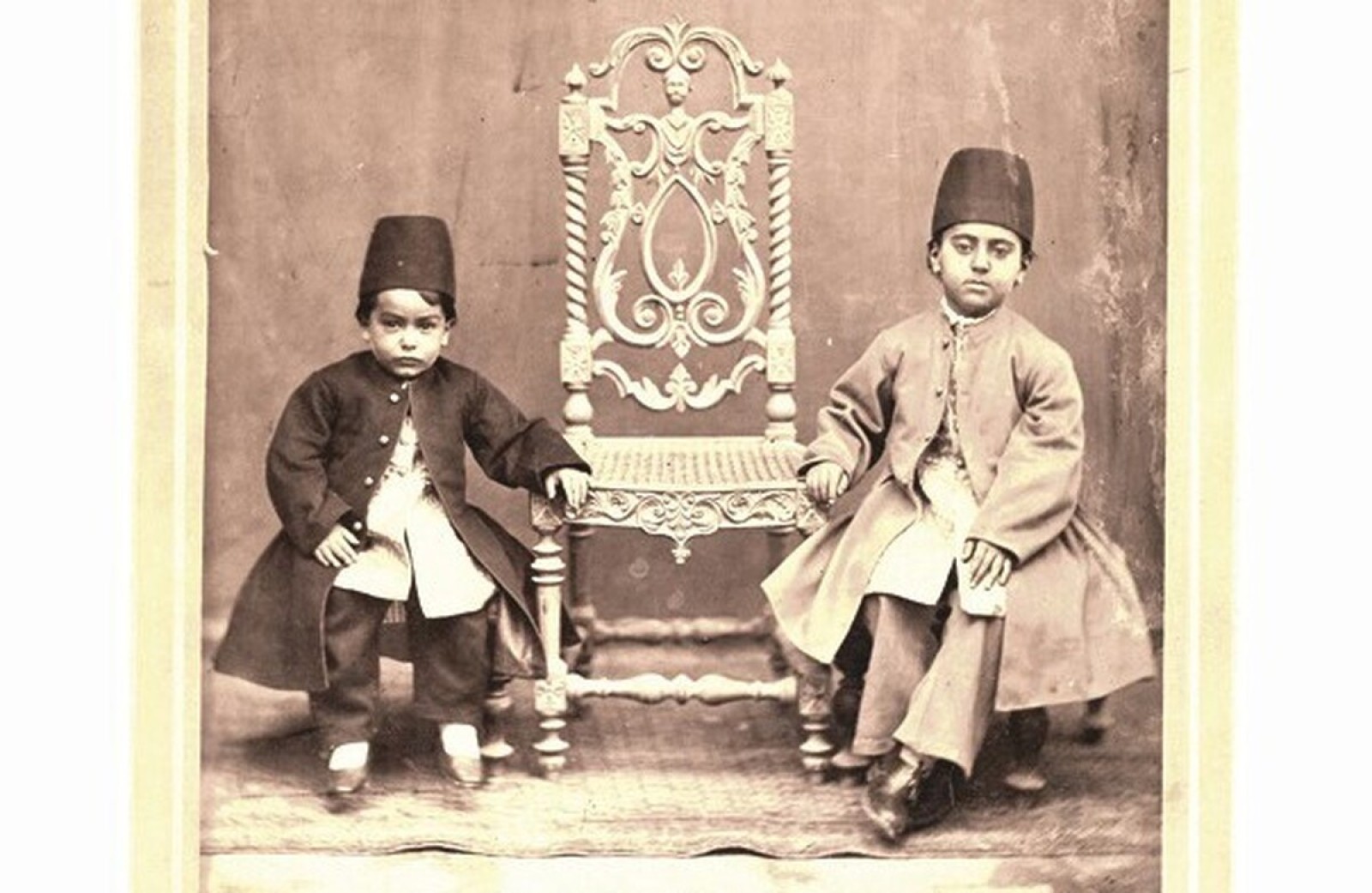 بازی ها و سرگرمی های کودکان دوره قاجار