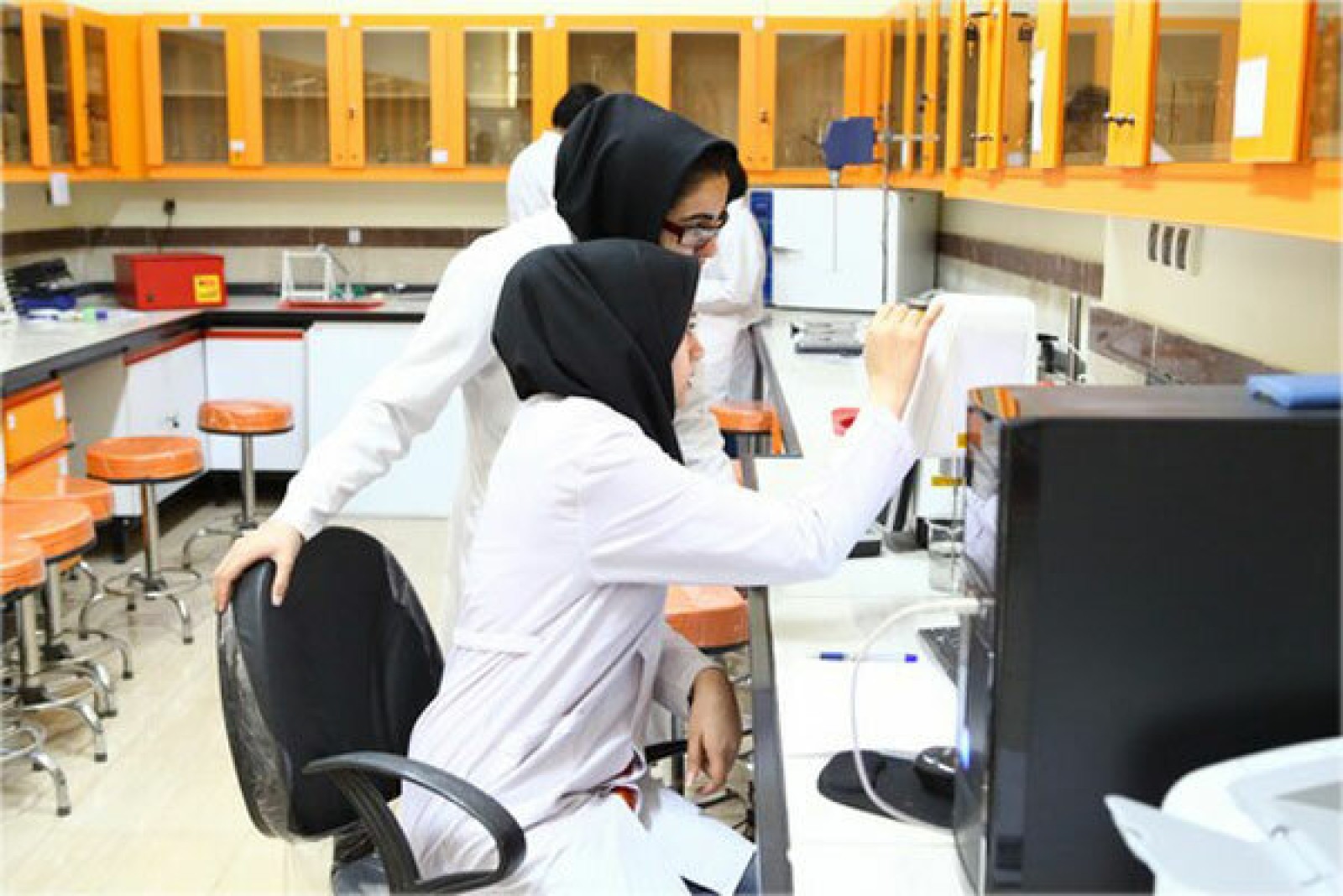 منافع و تعارض منافع در پژوهش‌های علوم انسانی و پزشکی