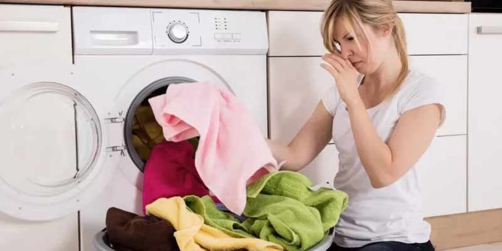 از بین بردن بوی بد ماشین لباسشویی با مواد ساده خانگی